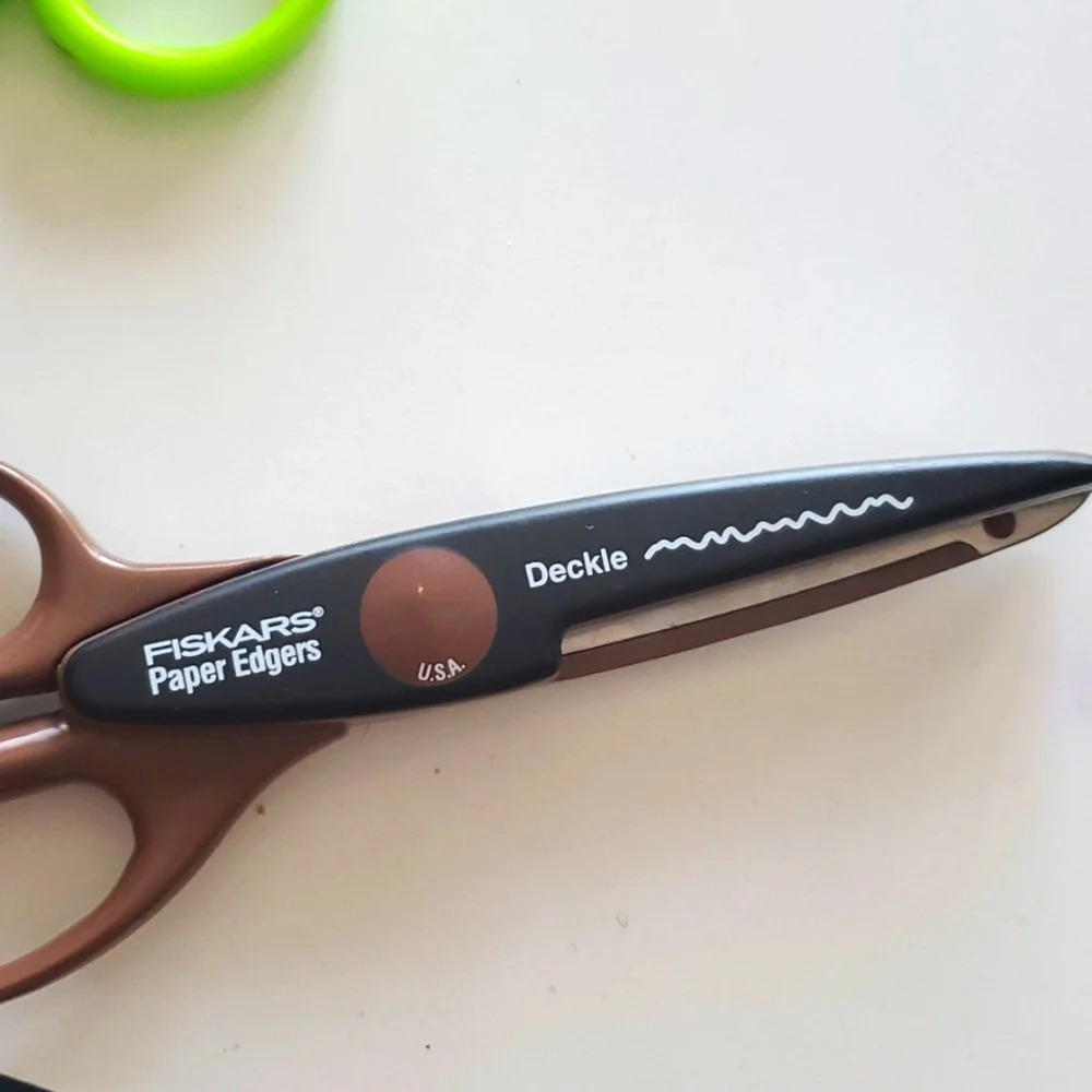 Set of 4‎ Provo Craft & Fiskars Decorative Edge Scissors for Papercraft